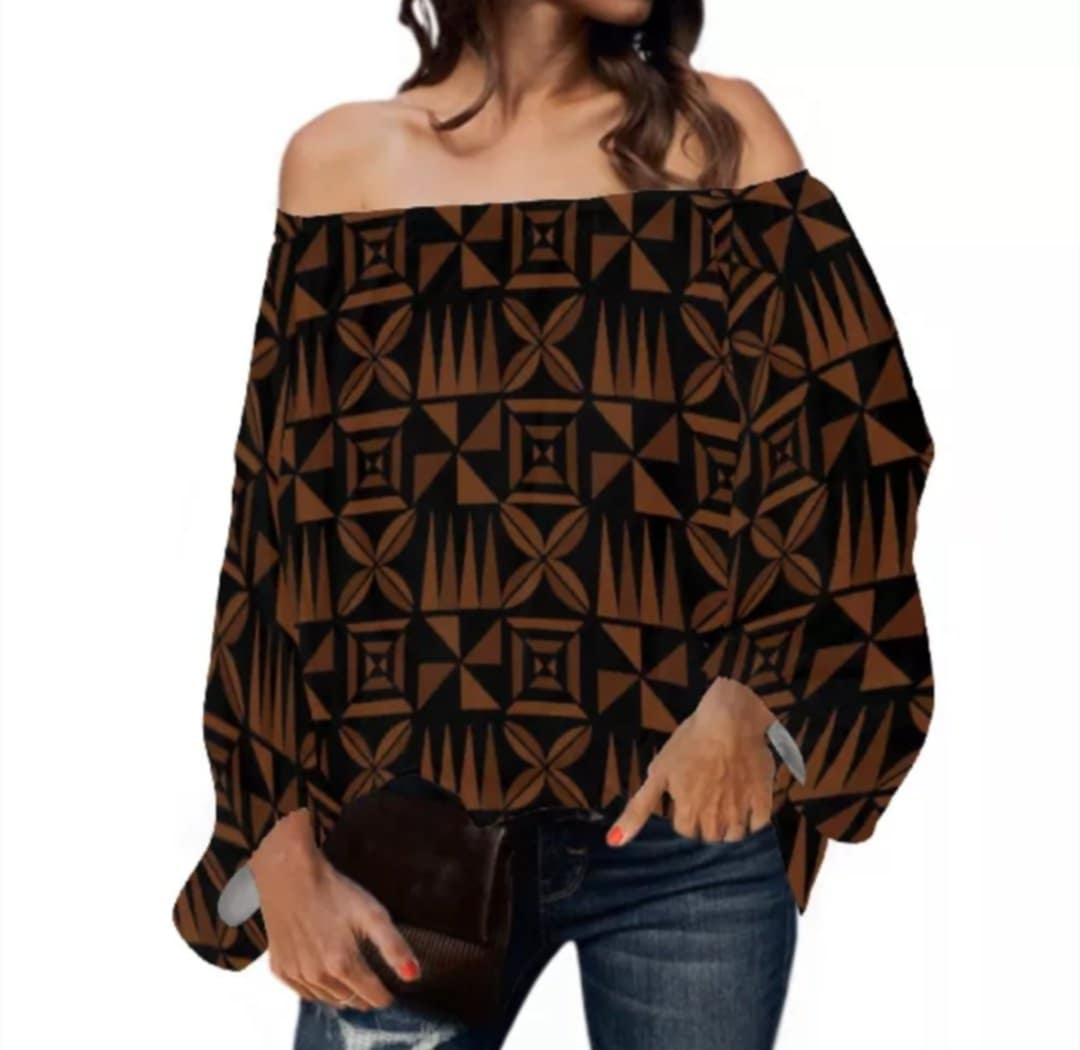 OFF SHOULDER TOP