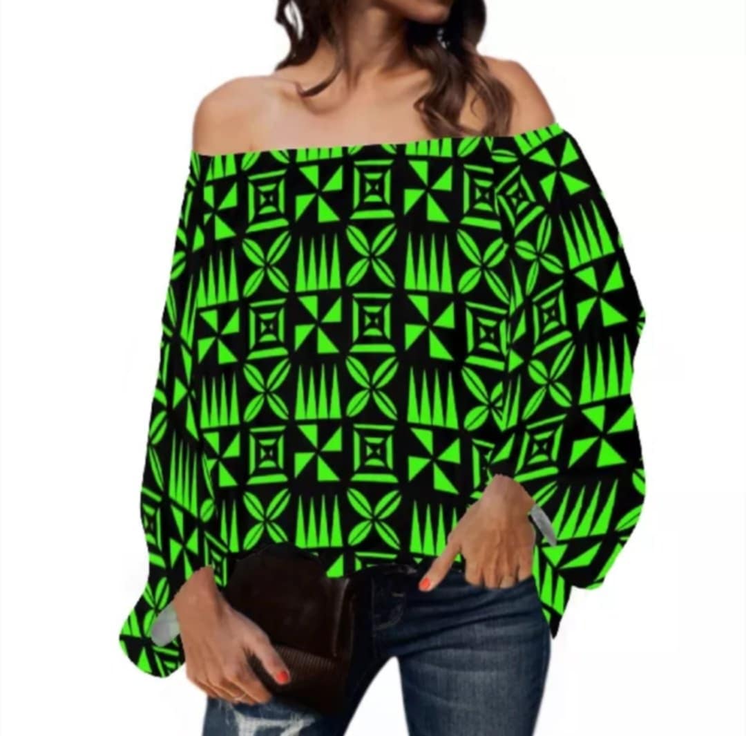 OFF SHOULDER TOP