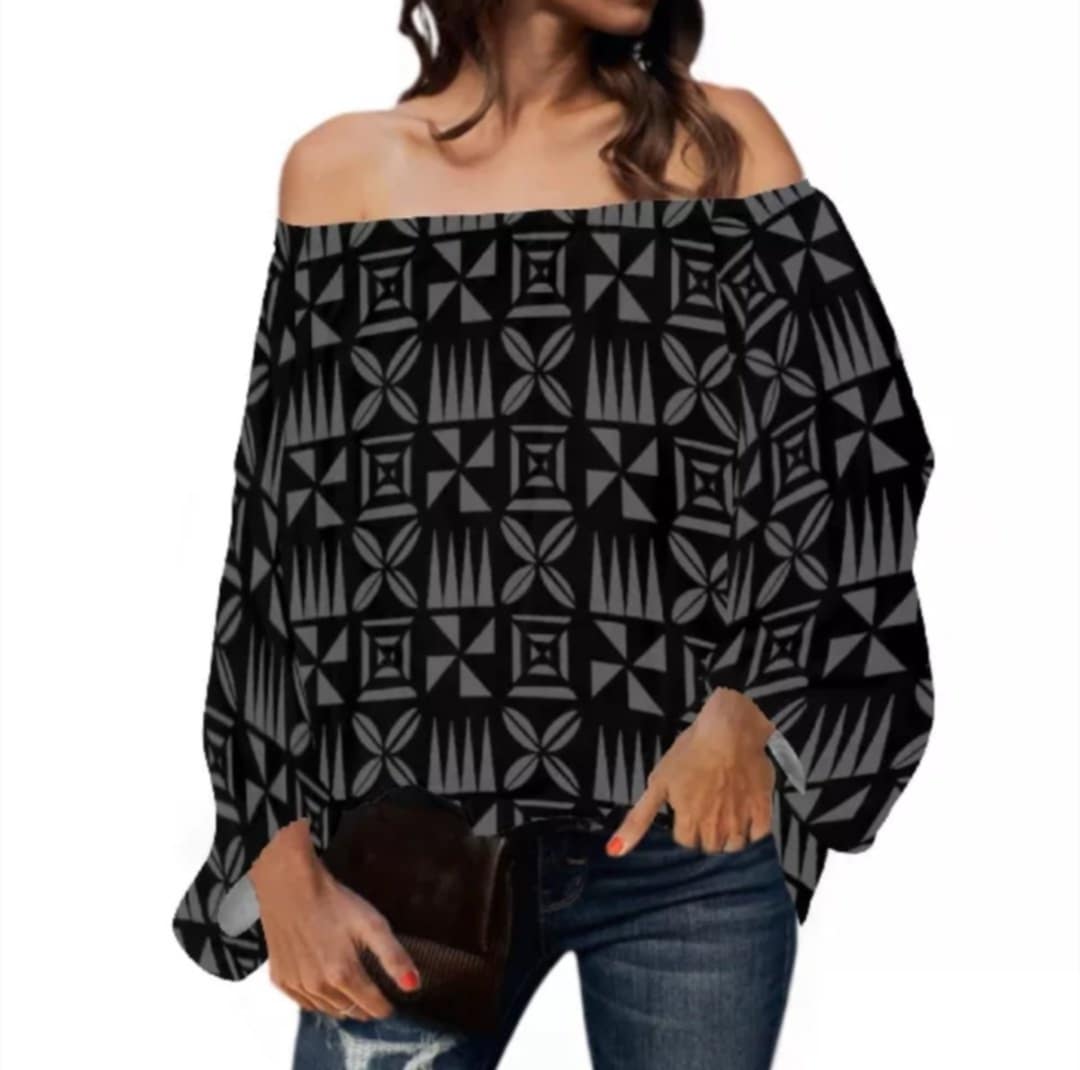 OFF SHOULDER TOP