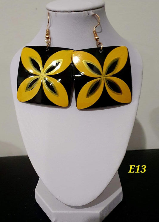 POLY DANGLE EARRINGS