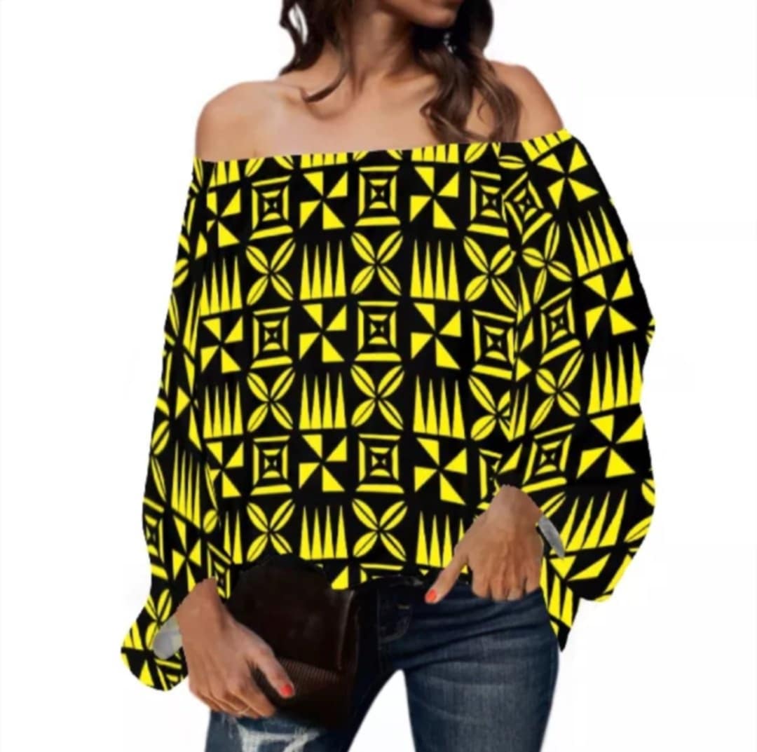 OFF SHOULDER TOP